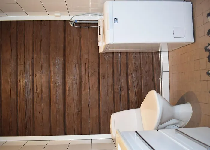 וילה Skogsbacka Torp *